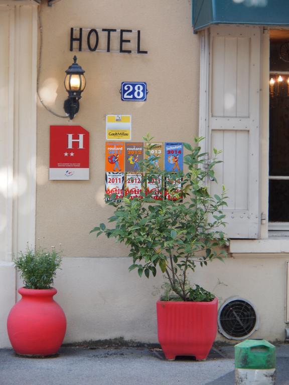 Hotel Emma Calve Millau Exterior foto